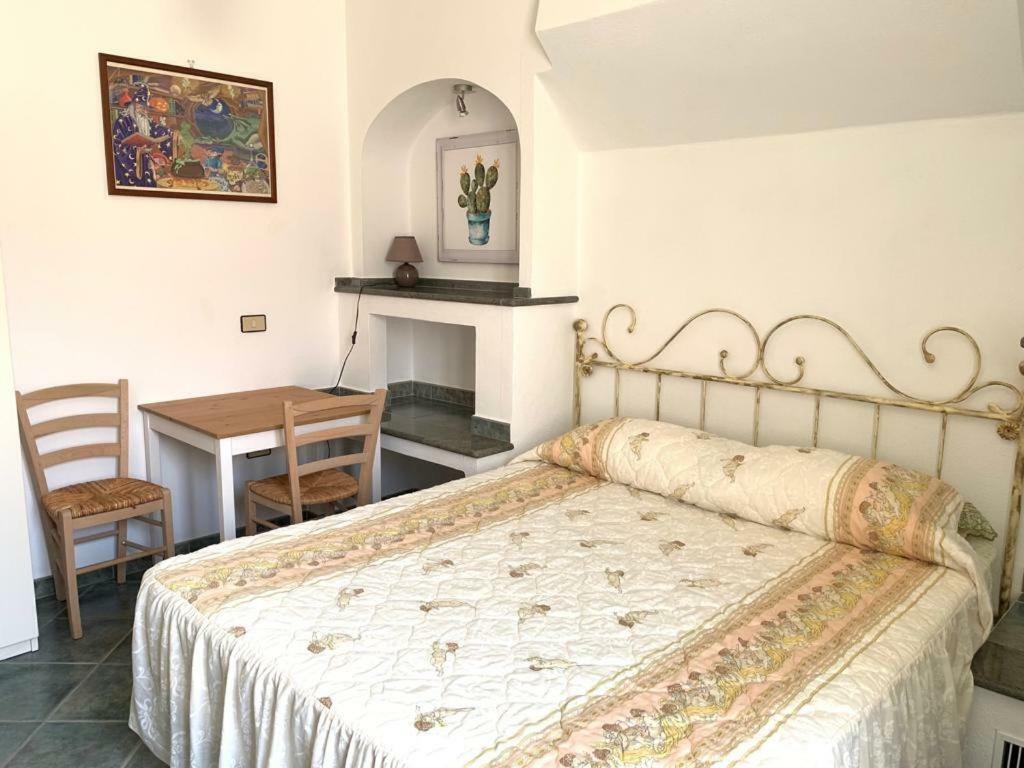 B&B S'Incontru Galtellì 外观 照片