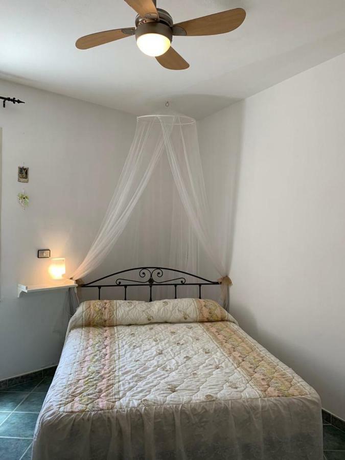 B&B S'Incontru Galtellì 外观 照片