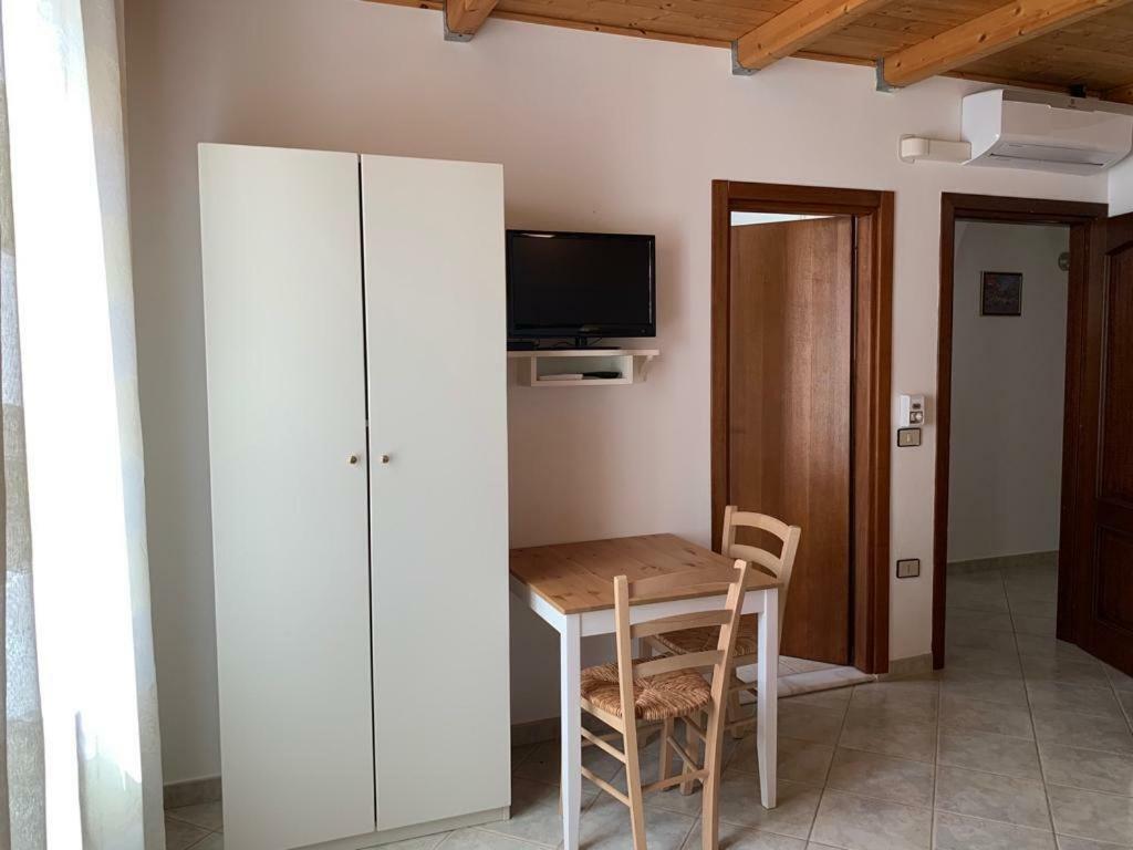 B&B S'Incontru Galtellì 外观 照片